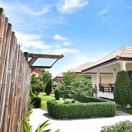 Baan Opun Garden Resort Hua Hin Bagian luar foto